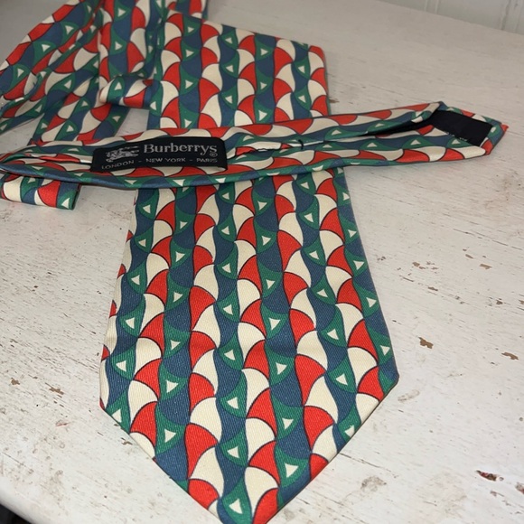 Burberry silk tie - Picture 1 of 4